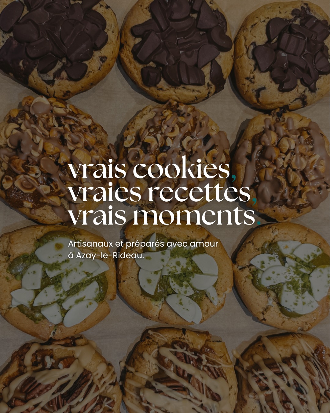 𝙎𝙥𝙤𝙞𝙡𝙚𝙧 𝘼𝙡𝙚𝙧𝙩 : 𝘼̂𝙢𝙚𝙨 𝙜𝙤𝙪𝙧𝙢𝙖𝙣𝙙𝙚𝙨, 𝙫𝙤𝙪𝙨 𝙖𝙡𝙡𝙚𝙯 𝙘𝙧𝙖𝙦𝙪𝙚𝙧 𝙥𝙤𝙪𝙧 𝙣𝙤𝙨 𝙘𝙤𝙤𝙠𝙞𝙚𝙨 𝙖𝙧𝙩𝙞𝙨𝙖𝙣𝙖𝙪𝙭 🚨

Ici, on retrouve les goûts : Chocolat noir; Pistache - Chocolat blanc; Pécan - Caramel; et Noisette - Chocolat au lait 😍

👉 Disponibles dès aujourd’hui : sur place pour un moment gourmand, ou à emporter pour se régaler un peu partout 😋

PS : Mathilde a encore plein d’idées de recettes exclusives rien que pour vous, alors faîtes nous savoir que ça vous plaît ! 👀