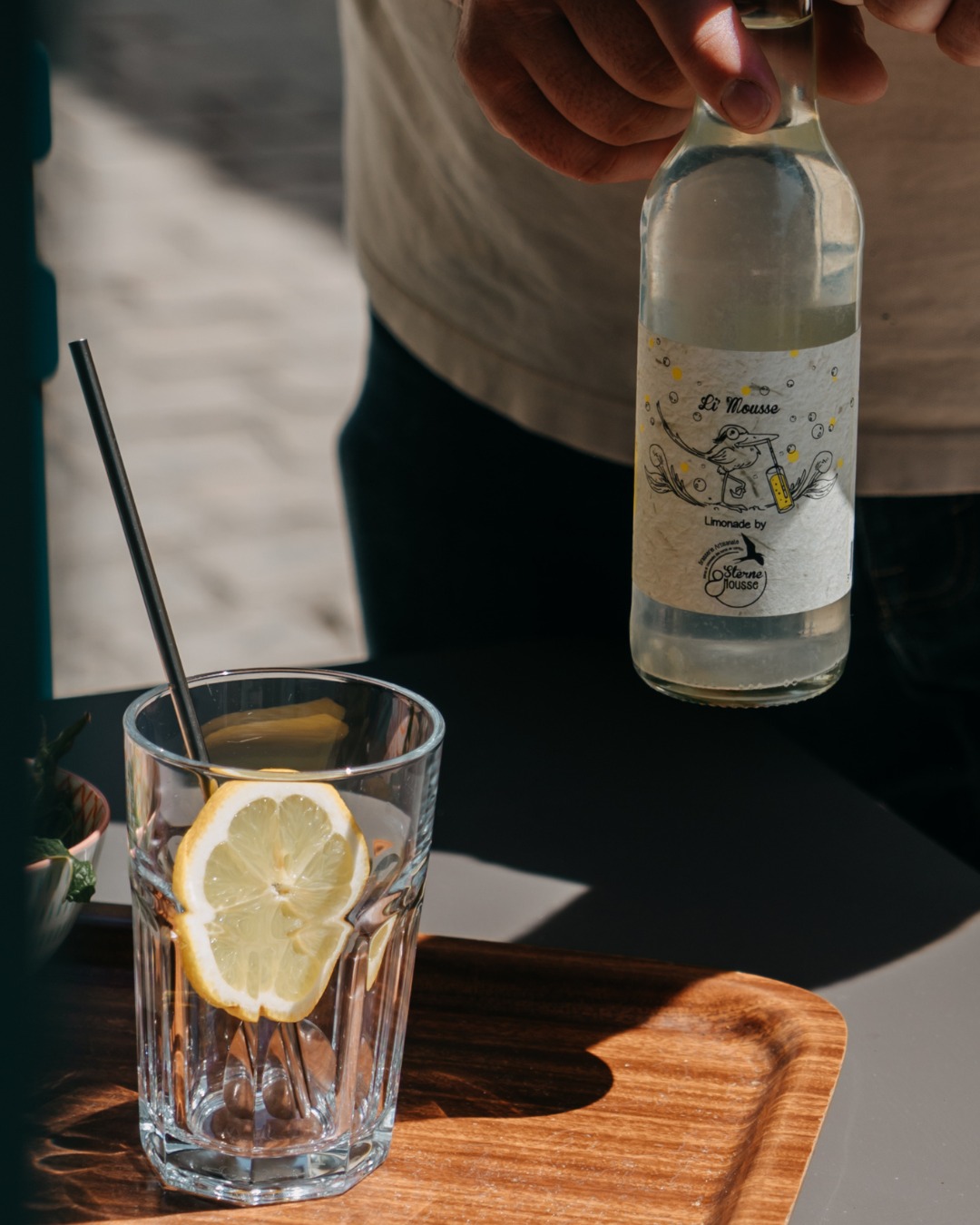 𝘼𝙪𝙟𝙤𝙪𝙧𝙙’𝙝𝙪𝙞, 𝙯𝙤𝙤𝙢 𝙨𝙪𝙧 𝙣𝙤𝙨 𝙥𝙖𝙧𝙩𝙚𝙣𝙖𝙞𝙧𝙚𝙨 𝙚𝙩 𝙖𝙢𝙞𝙨 @sterneetmousse 🫧

👉 Microbrasserie artisanale située à Rochefort sur Loire, Stern et Mousse nous permet de vous proposer de belles limonades réalisées avec amour, à côté de chez nous 📍

Elles vous attendent en boutique : à emporter, ou sur place pour une délicieuse pause fraîcheur 👀