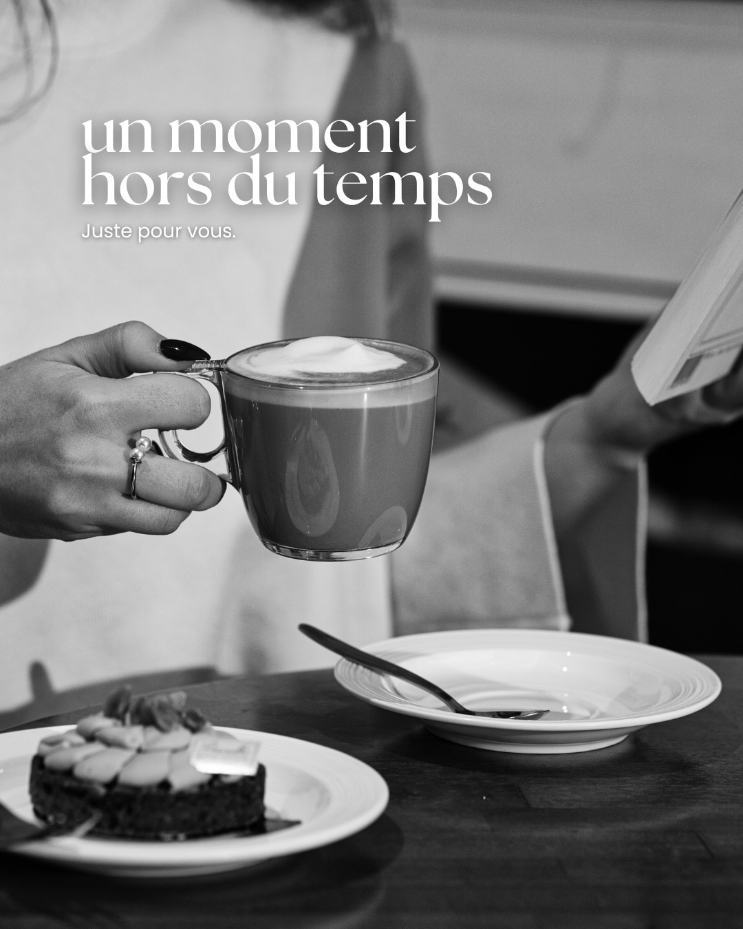 𝑶𝒇𝒇𝒓𝒆𝒛-𝒗𝒐𝒖𝒔 𝒖𝒏𝒆 𝒑𝒂𝒖𝒔𝒆 𝒉𝒐𝒓𝒔 𝒅𝒖 𝒕𝒆𝒎𝒑𝒔 𝒅𝒂𝒏𝒔 𝒏𝒐𝒕𝒓𝒆 𝒔𝒂𝒍𝒐𝒏 𝒅𝒆 𝒕𝒉𝒆 ☕️

Pâtisseries maison, biscuits réalisés sur place, douce odeur beurrée qui enveloppe la boutique, ambiance cosy et boissons réconfortantes…
La combinaison parfaite pour savourer la fraîcheur de cette fin d’automne 🍂✨

Rendez-vous chez Biscuithé à Azay-le-Rideau 📍